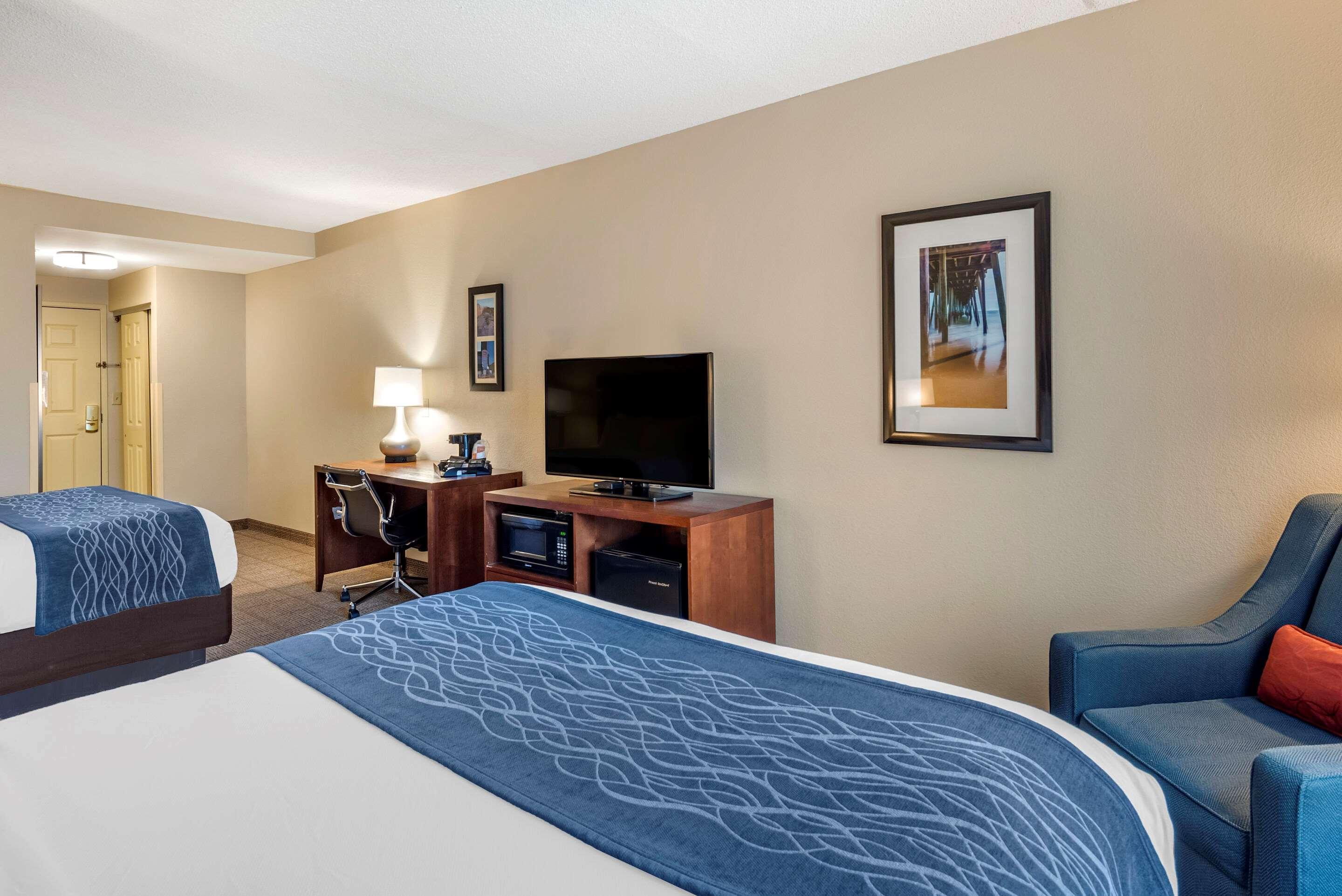 Comfort Inn & Suites Virginia Beach - Norfolk Airport Buitenkant foto